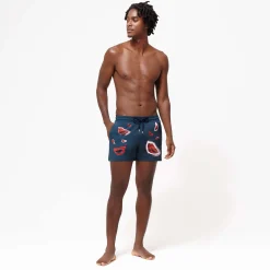 Shop Vilebrequin Men Stretch Swim Trunks Passion - X Deux Femmes Noires Goa/Blue